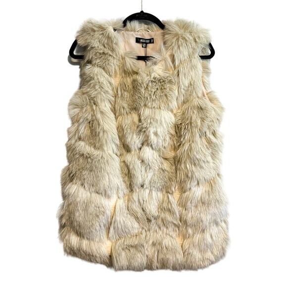 Missguided Faux Fur Bubble Gilet Beige Vest Soft Silky NWT Size 2 - Picture 1 of 14